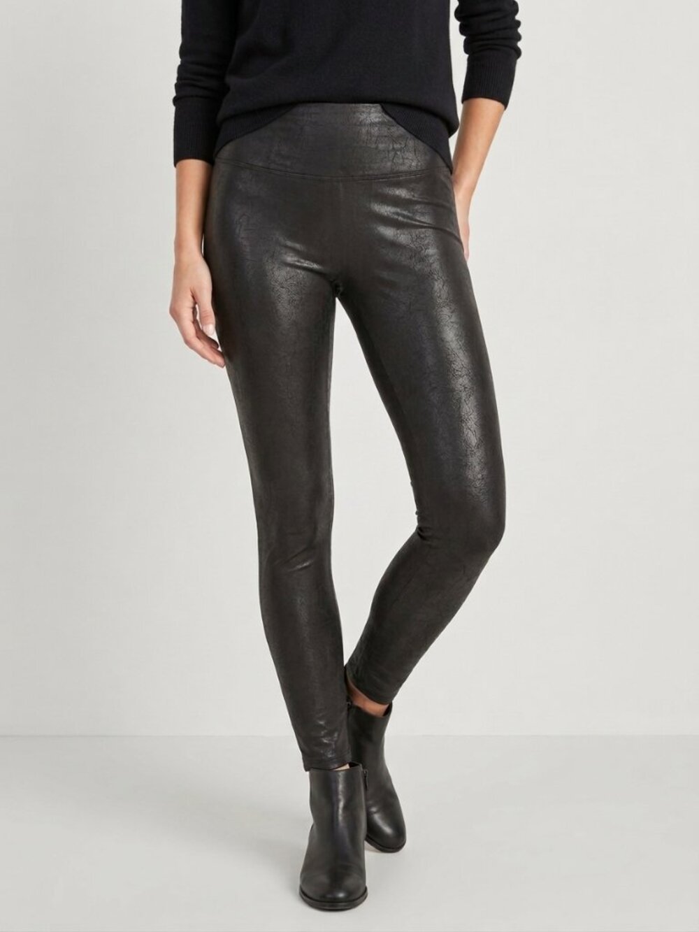 NWT SPANX Black Faux Leather Leggings sz M Petite